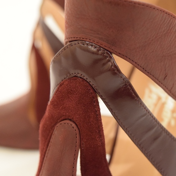 ❌SOLD❌Alejandro Ingelmo Suede Leather Cut-Out Pumps - Picture 5 of 8